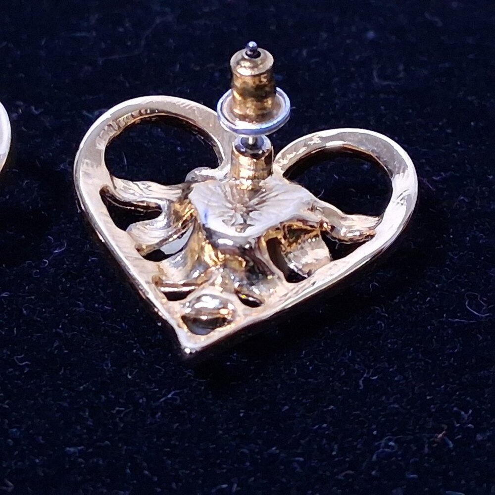 Vintage Earrings Pierced Gold Tone Heart Pink Rose Faux Pearl Love - Picture 3 of 12
